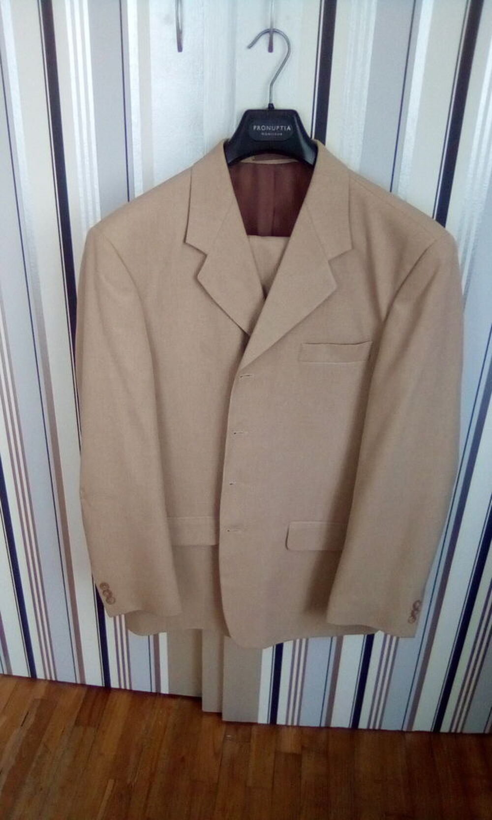 Costume Vêtements