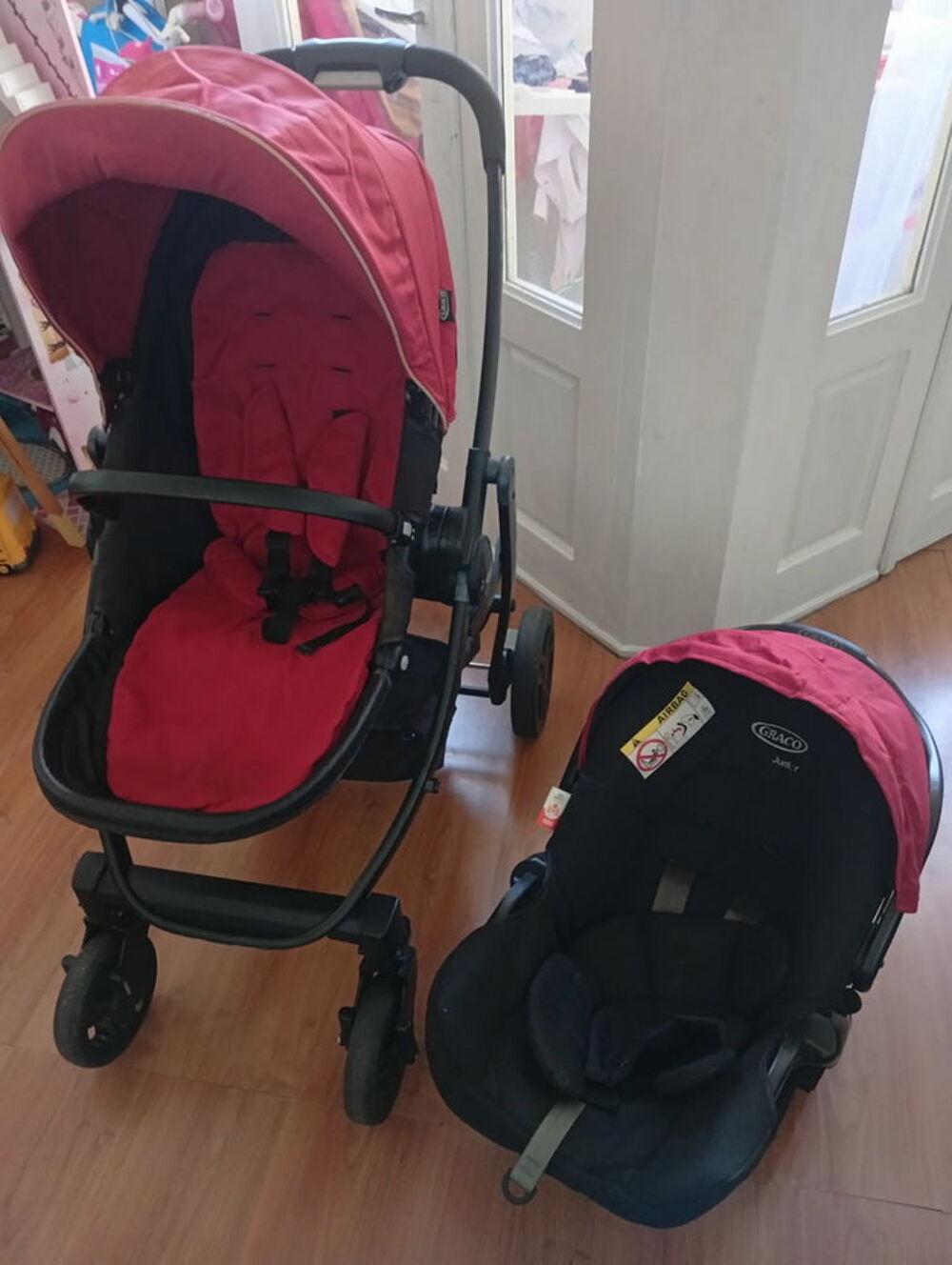 Poussette graco et son cosy Puériculture