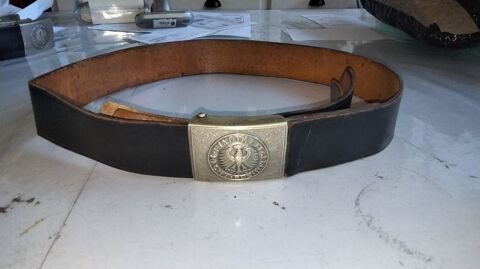 Ceinturon en cuir et bouche argent 18 Aigues-Mortes (30)