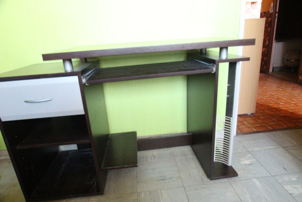 BUREU INFORMATIQUE Meubles