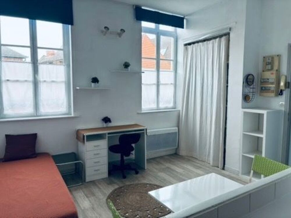 Location Appartement PARTICULIER STUDIO MEUBLE 18M2 CENTRE VILLE Valenciennes