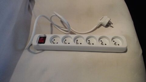 Multiprise 6 entres
4 Dunkerque (59)