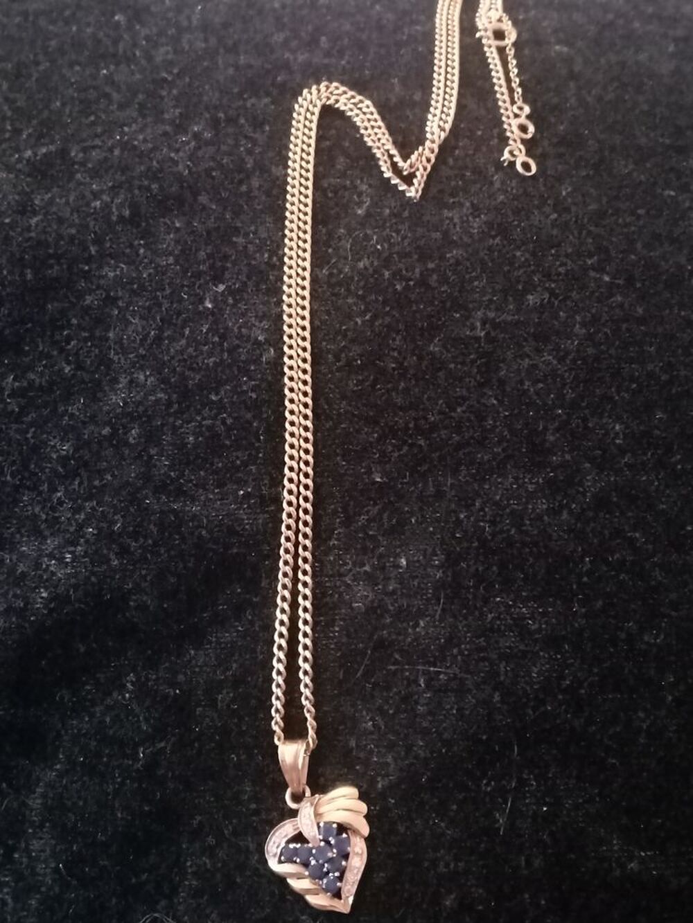 Pendentif Saphir et diamant+Collier Bijoux et montres