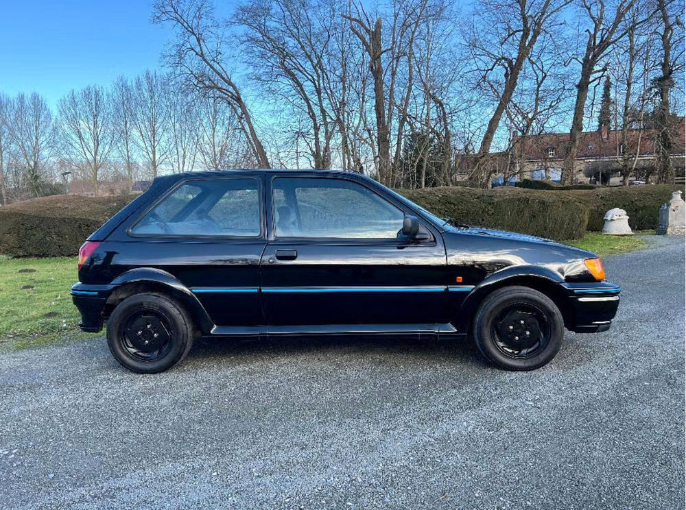 Fiesta 1.6 XR2 i 1991 occasion 59310 Auchy-lez-Orchies