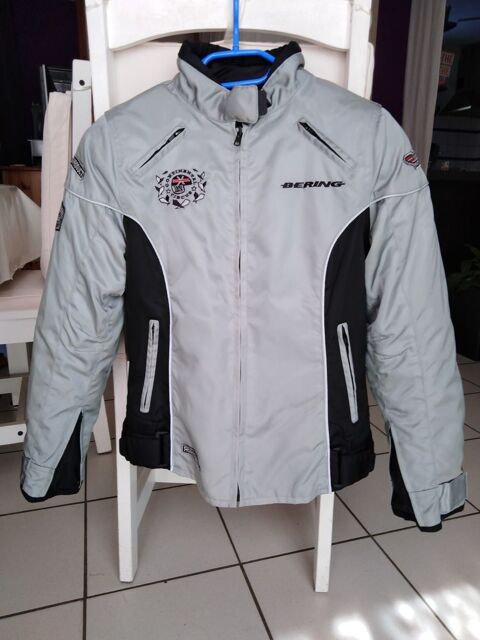 blouson de moto
50 Saint-Just (07)