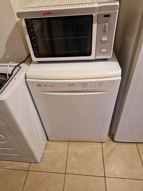 LAVE VAISSELLE DE  MARQUE CANDY Puteaux (92)