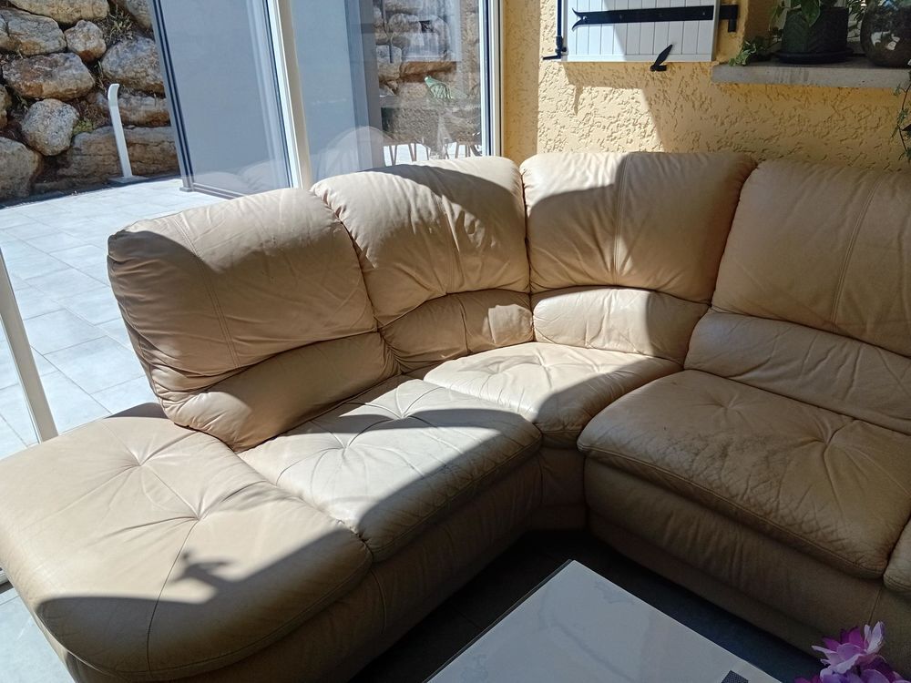 Canap&eacute; d'angle cuir beige Meubles