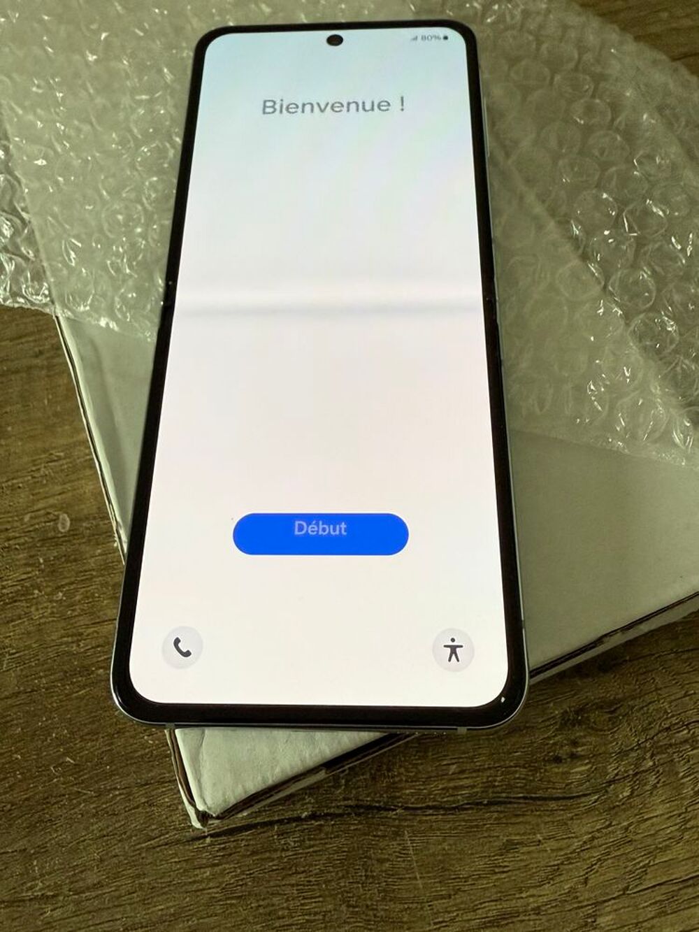 Galaxy Z flip5 256go vert 5G Téléphones et tablettes