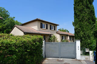  Maison  vendre 8 pices 184 m