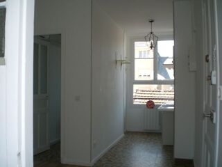  Appartement à louer 2 pièces 25 m²