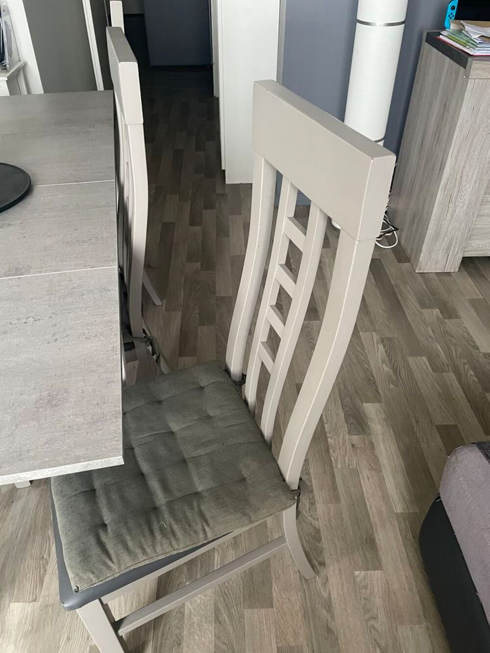 joli ensemble table et chaises salle &agrave; manger Meubles