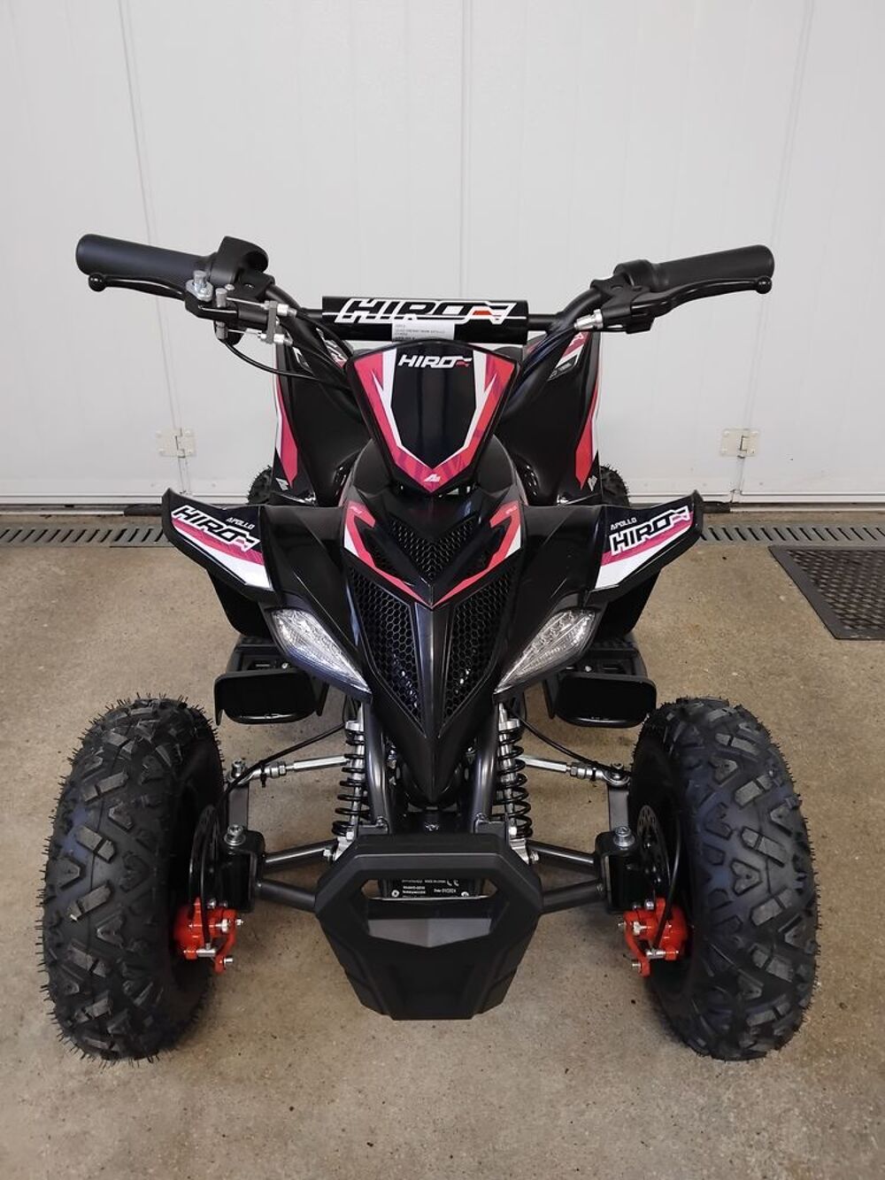 Quad &eacute;lectrique. Sports