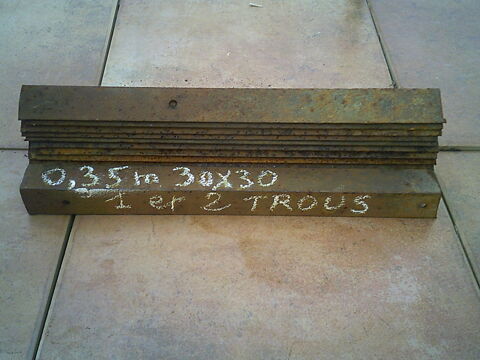 PIQUETS  FER  CORNIERE 130 Magalas (34)