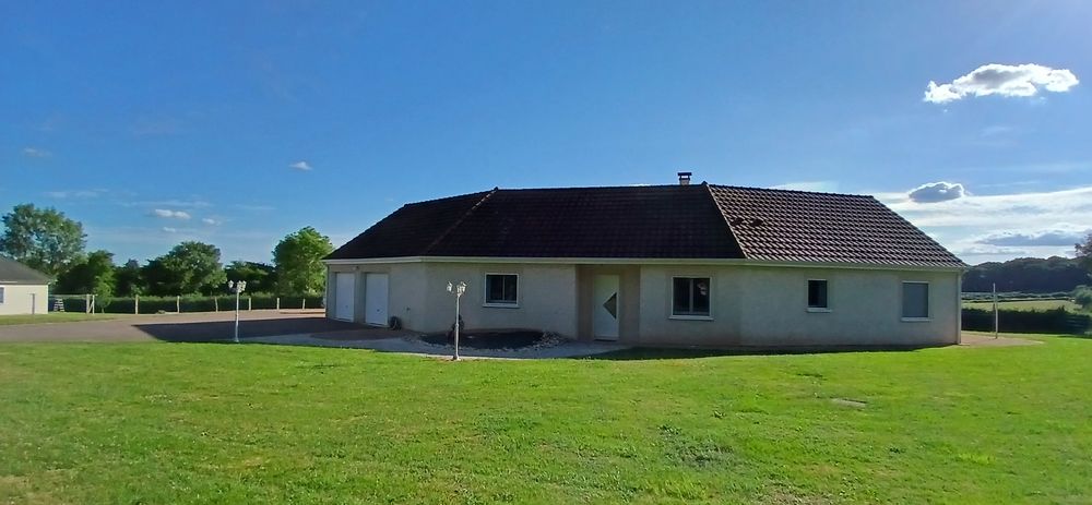 Vente Maison Maison de plain-pied - 5 pièces - 125m² Saint-bonnet-de-vieille-vigne