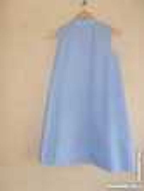Tunique bleue volant&eacute;e (59) Vêtements