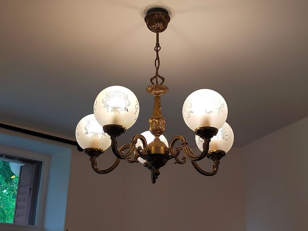 Lustre bronze style Louis XV Décoration