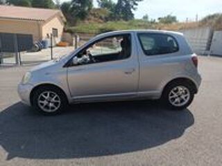 Yaris 65 VVT-i Lin&eacute;a Terra 2004 occasion 42170 Chambles