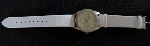 Montre femme
15 Échassières (03)