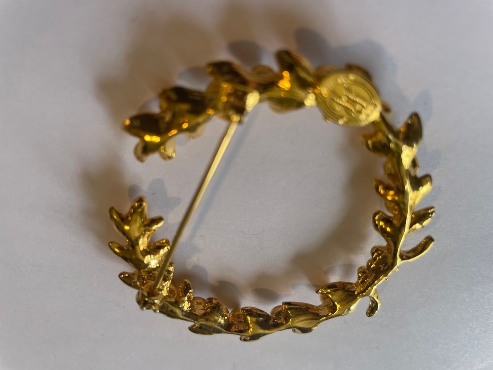 Broche lauriers dor&eacute;e strass crystal Ines de la Fressange Bijoux et montres