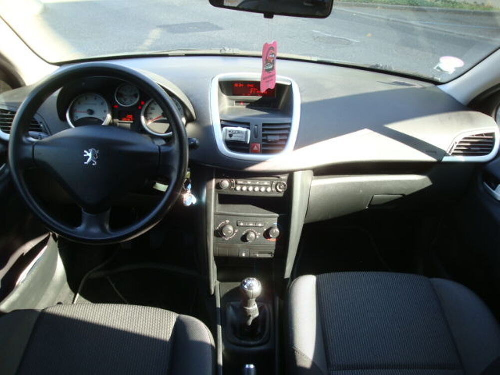 207 1.4 VTi 95ch Premium 2010 occasion 69580 Sathonay-Camp