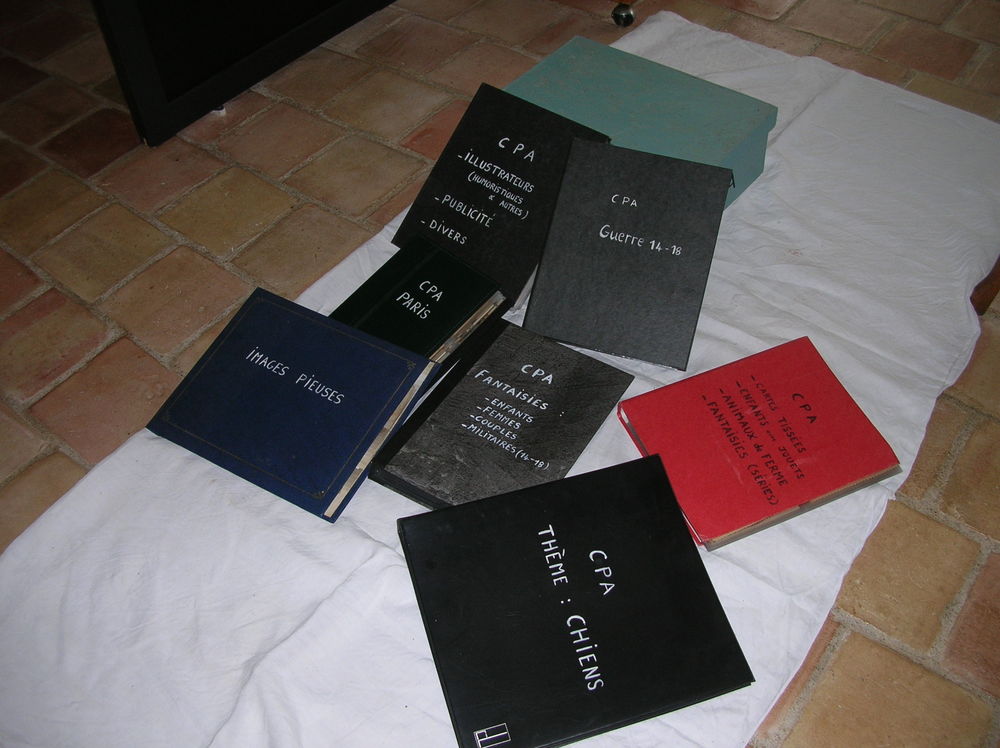 Lot important de cartes postales anciennes 