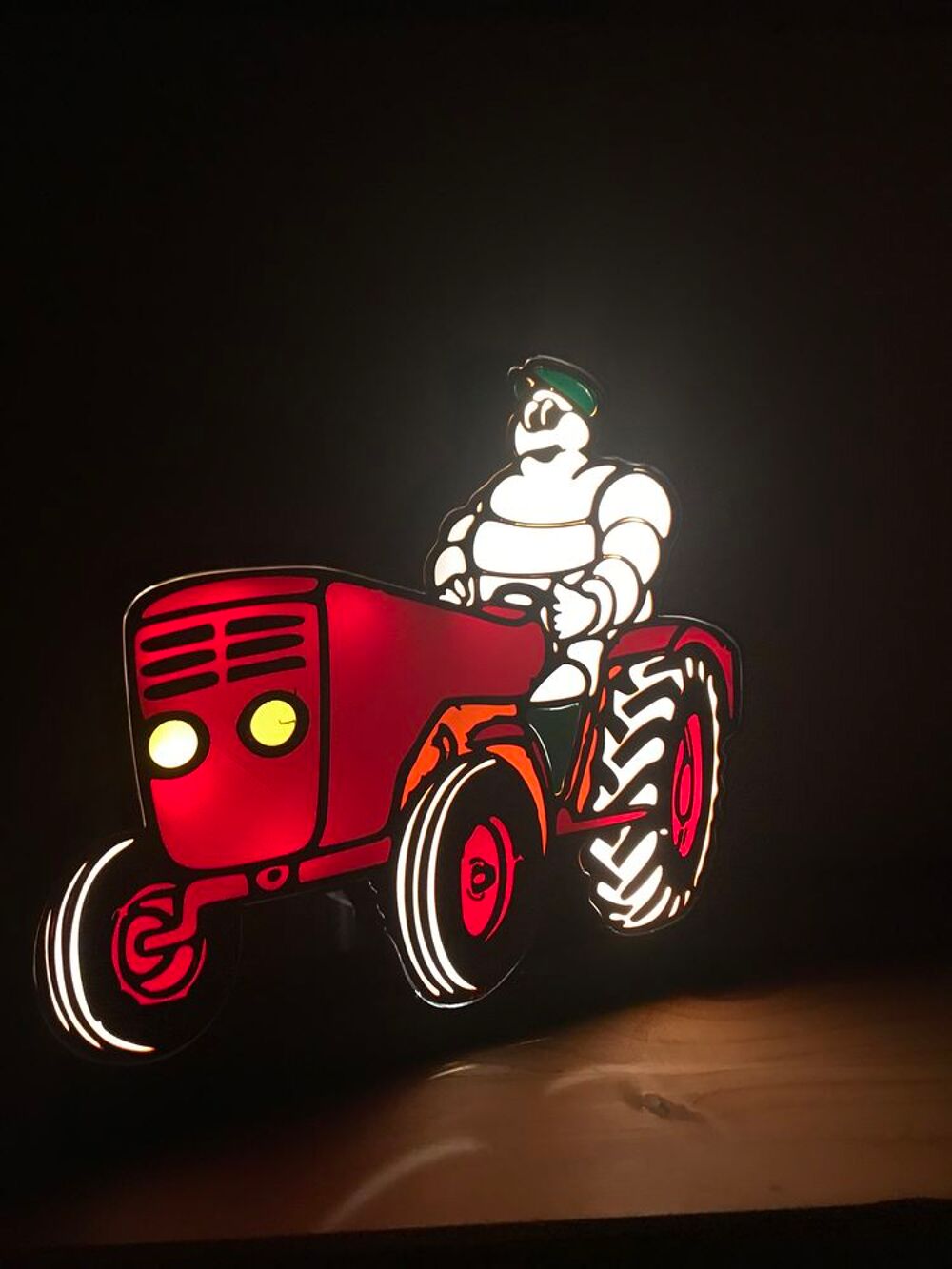Lampe tracteur michelin agricole &eacute;clairage leds &agrave; piles neuf Décoration