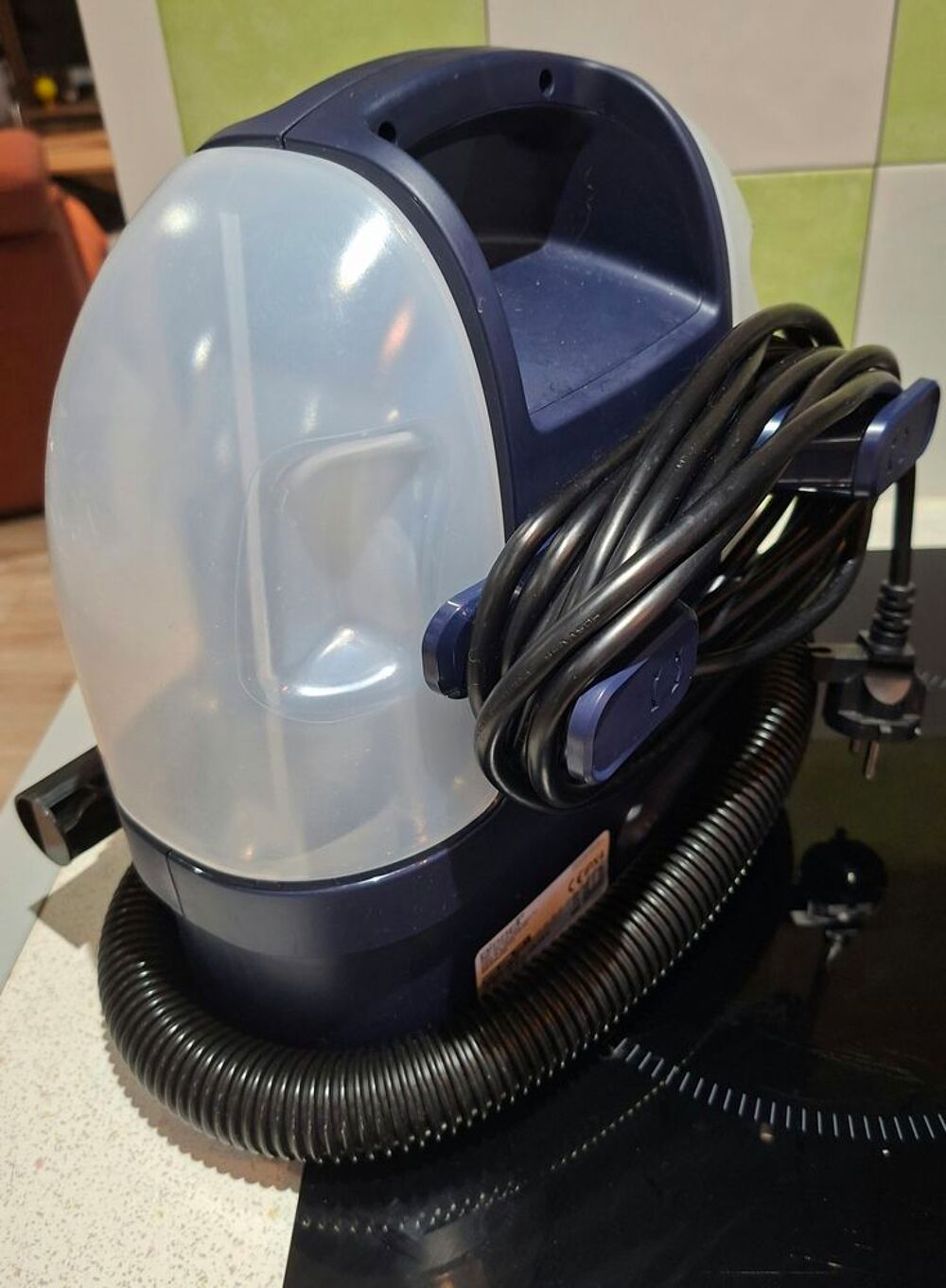 Shampouineuse d&eacute;tachante Bissell Spotclean Electroménager