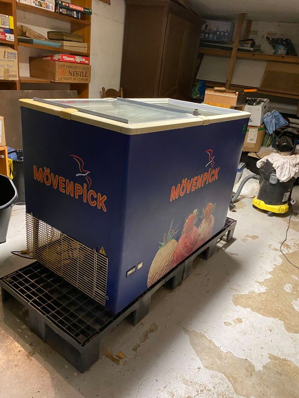 Glaci&egrave;re ORANGINA 