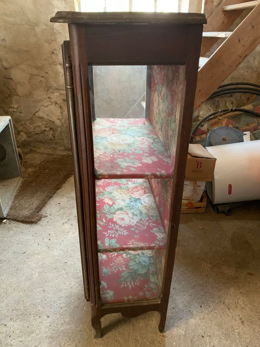 Vitrine ancienne en bois Meubles