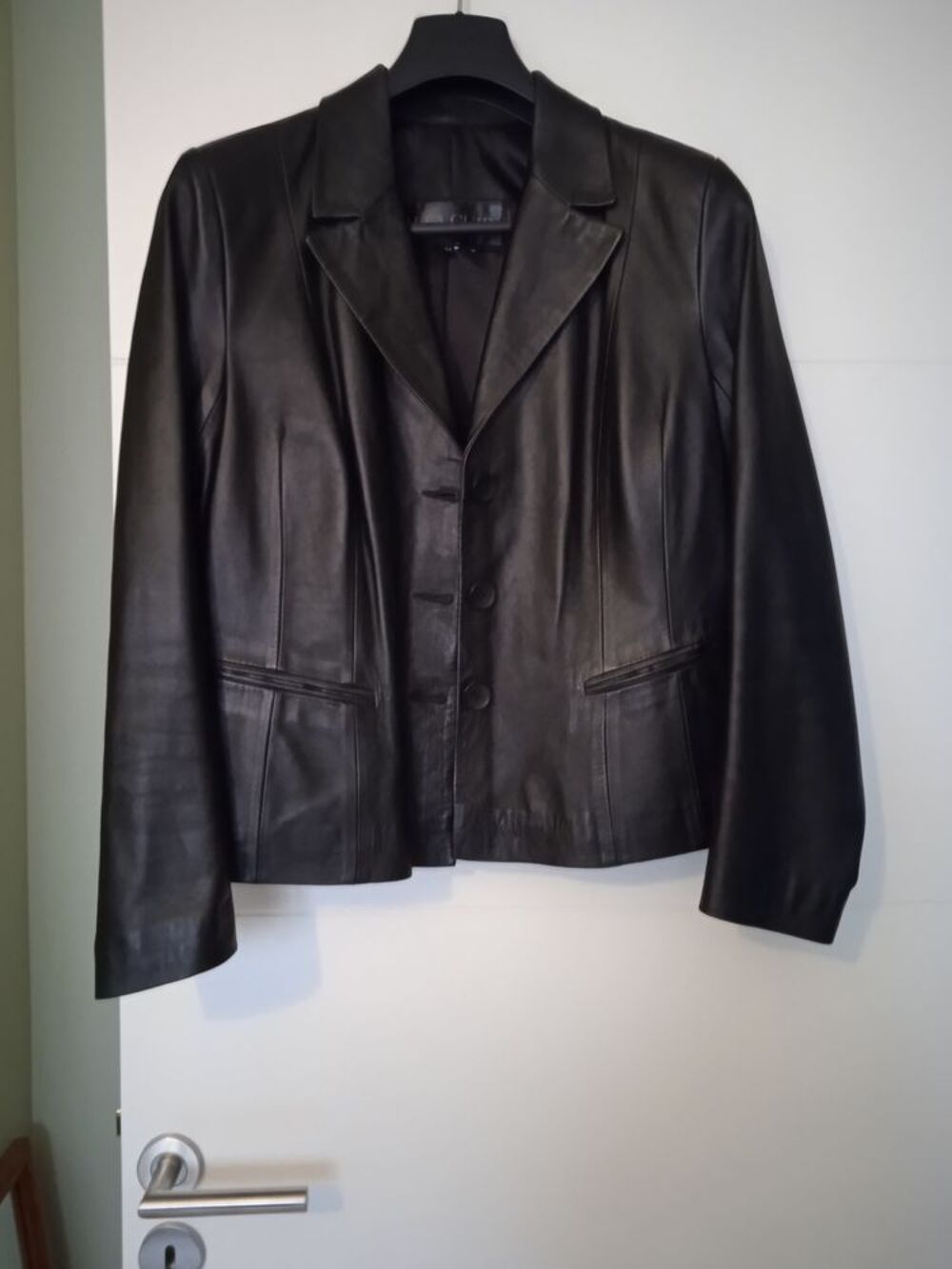 Veste courte - agneau - noir Vêtements