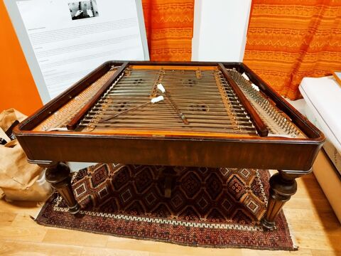 Cymbalum Schunda du d�but XX�me si�cle 2500 Montpellier (34)