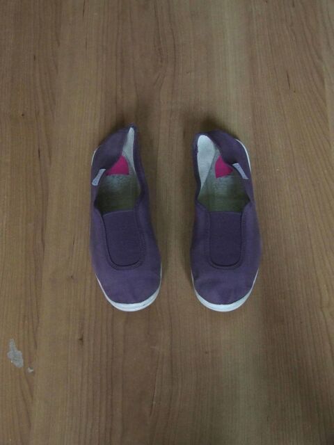 Chaussons de gym , danse, DÉCATHLON, Pointure 36, TBE 2 Bagnolet (93)