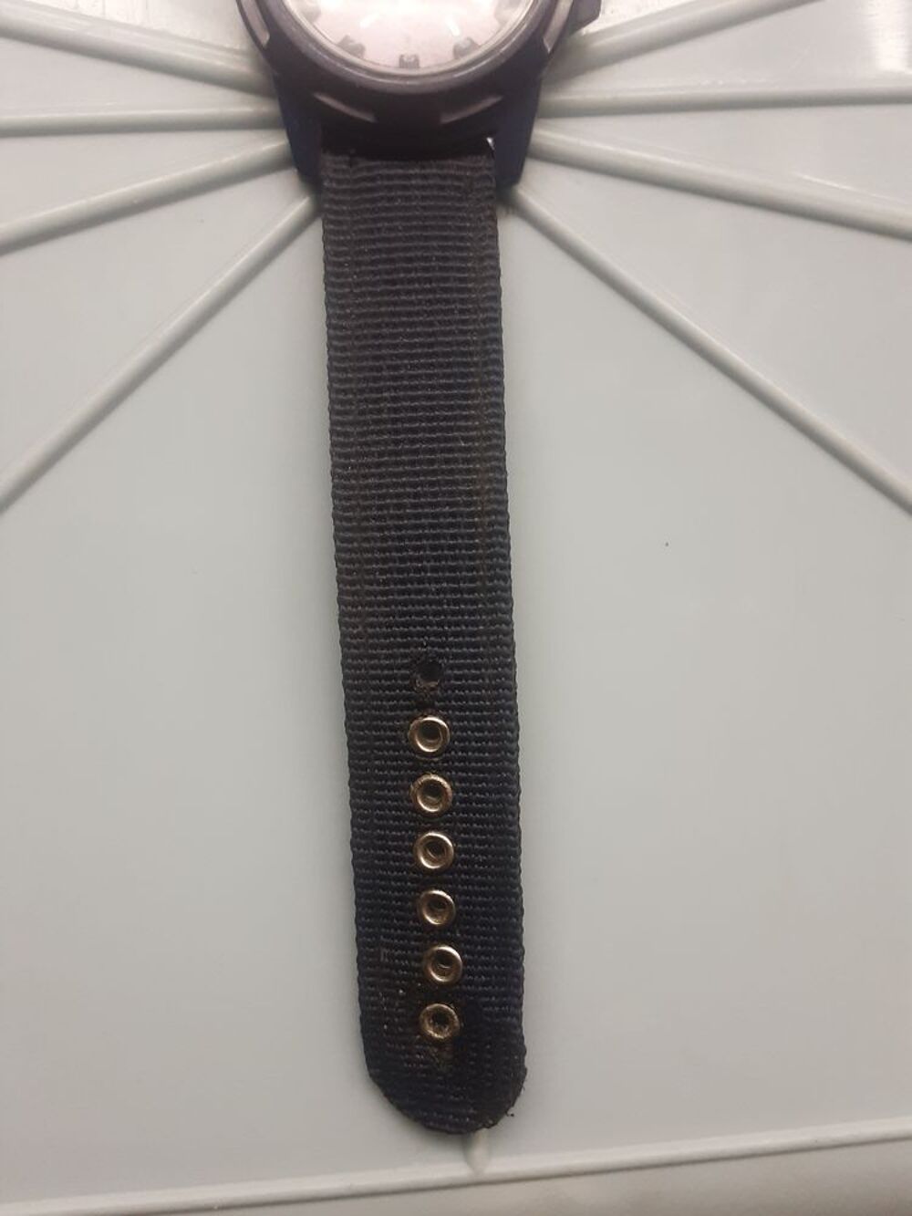 MONTRE MILITAIRE **G&Eacute;MIUS ARMY Bijoux et montres