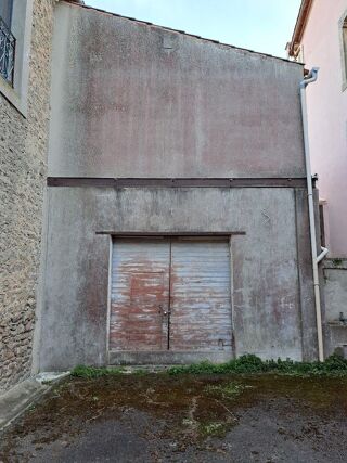  Remise / Grange � louer 1 pi�ce 230 m� Rustiques