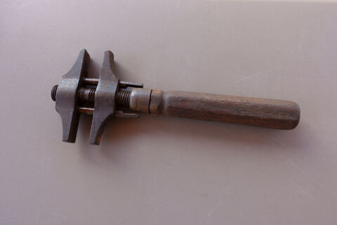 Rare Clé ancienne Peugeot Frères Breveré SGDG Tout acier 25 Sanguinet (40)