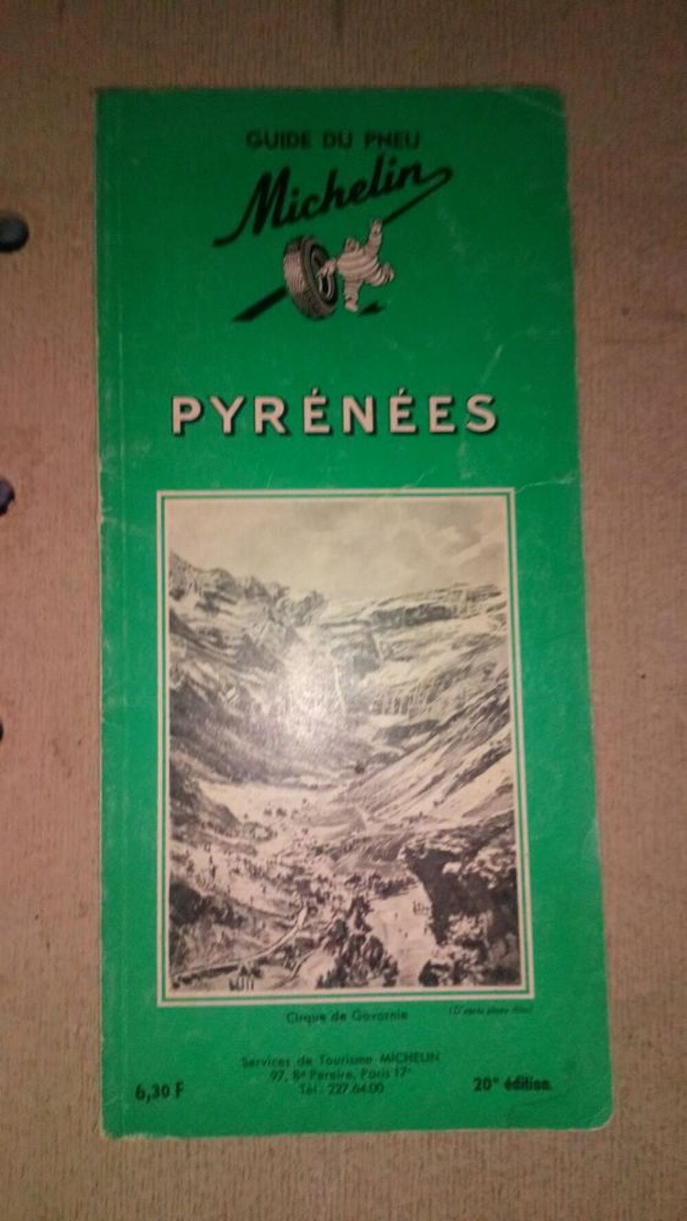 Guide Michelin Pyr&eacute;n&eacute;es 20&egrave;me Edition - Collection Livres et BD