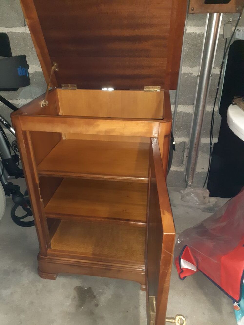 Petit Meuble Meubles