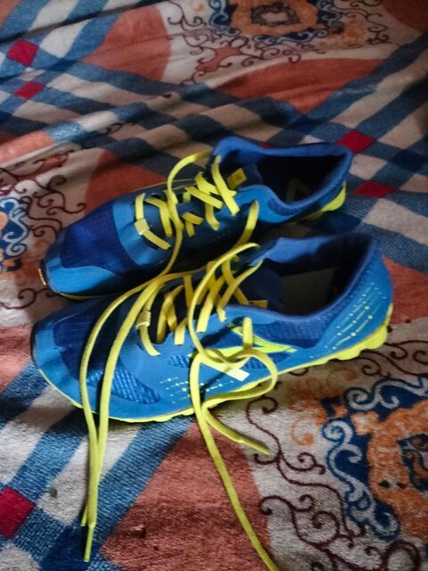 Basket New Balance pointure 42 très bon état  9 Cachan (94)