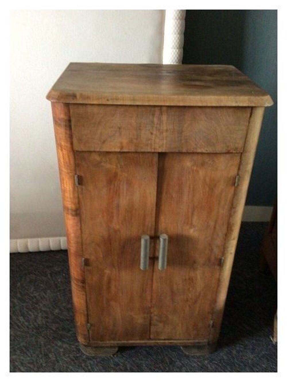 Meuble ancien radio et disques Meubles