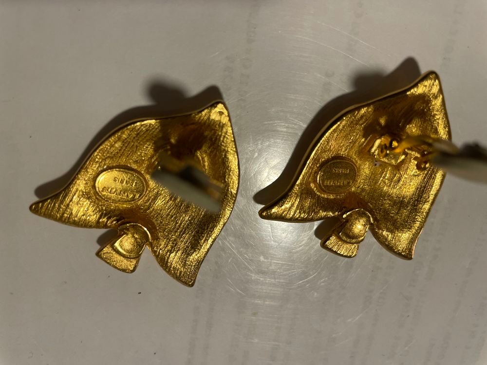BO Clip dor&eacute;e mat, pointe de fl&egrave;che LANVIN Bijoux et montres