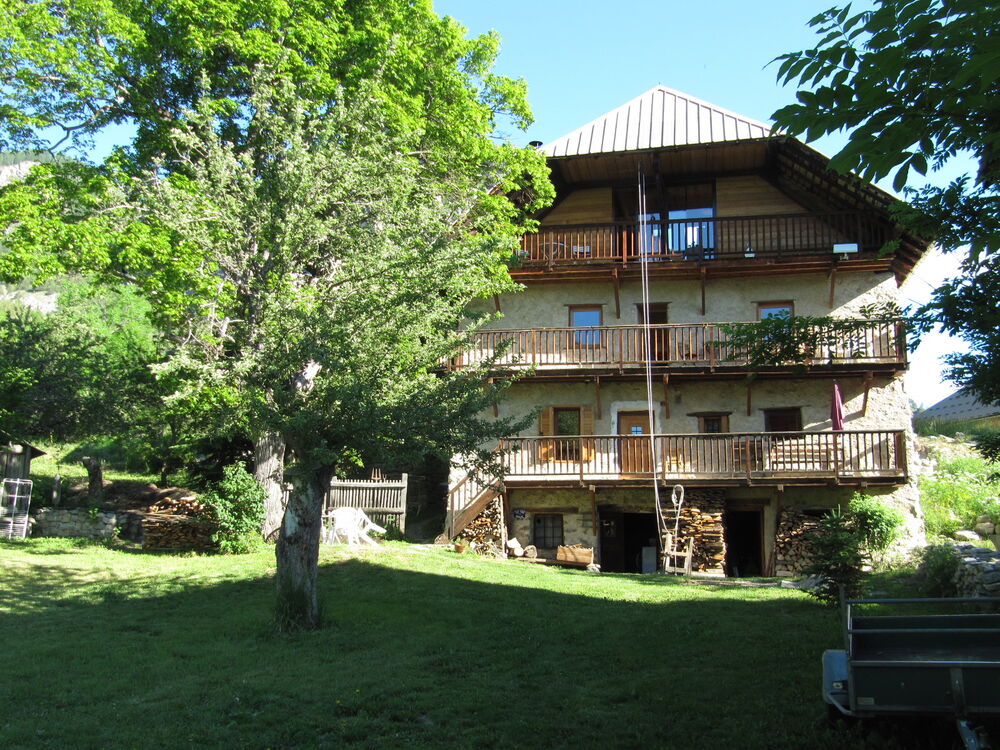 Vente Chalet maison ancienne de montagne (altitude 1500m) restaurée Champcella