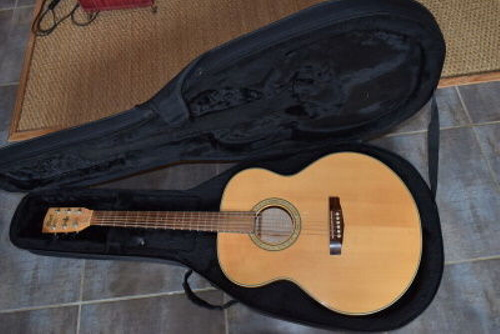 Guitare electro acoustique Cort CJ-3 Jumbo
Instruments de musique