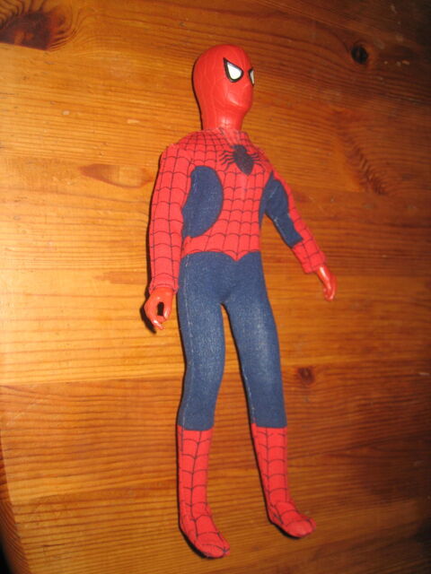 figurine costum�e SPIDERMAN mego 1977 grande version 35 cm 50 C�zy (89)