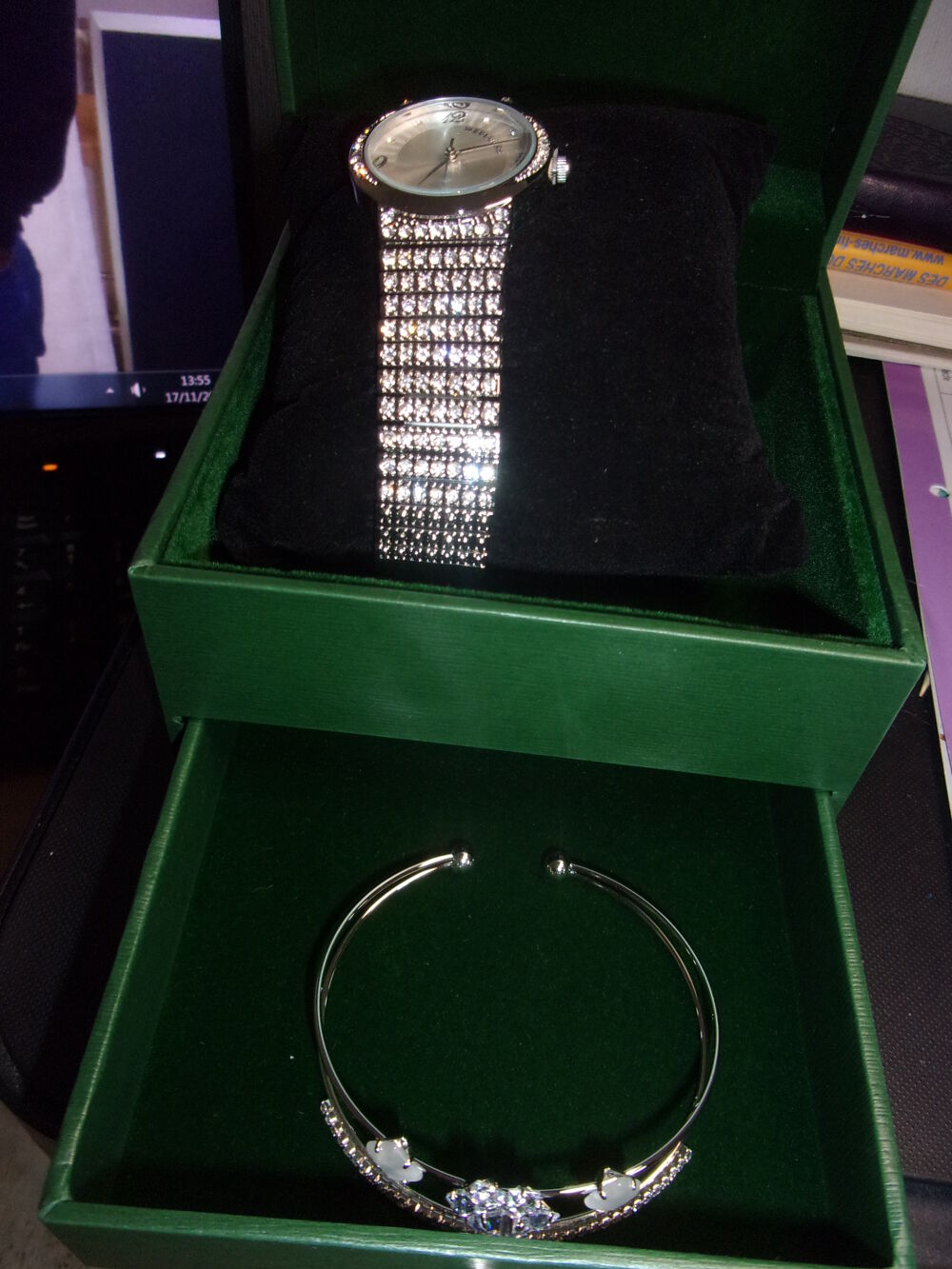 parure montre , bague et bracelet argent&eacute; de belle qualit&eacute; Bijoux et montres