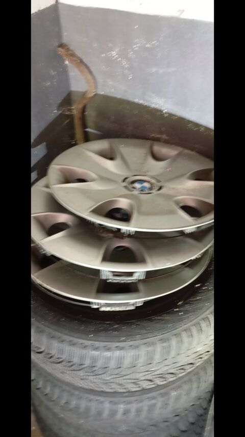 Lot de 3 enjoliveurs de roue voiture 120 �cully (69)