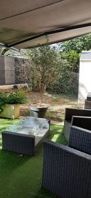  Appartement à louer 4 pièces 81 m²