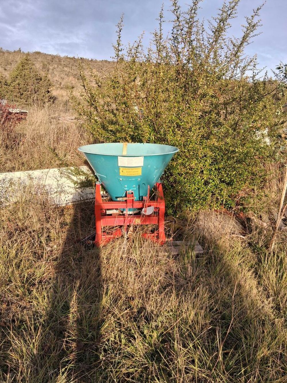 mat&eacute;riel agricole et ma&ccedil;onnerie Bricolage