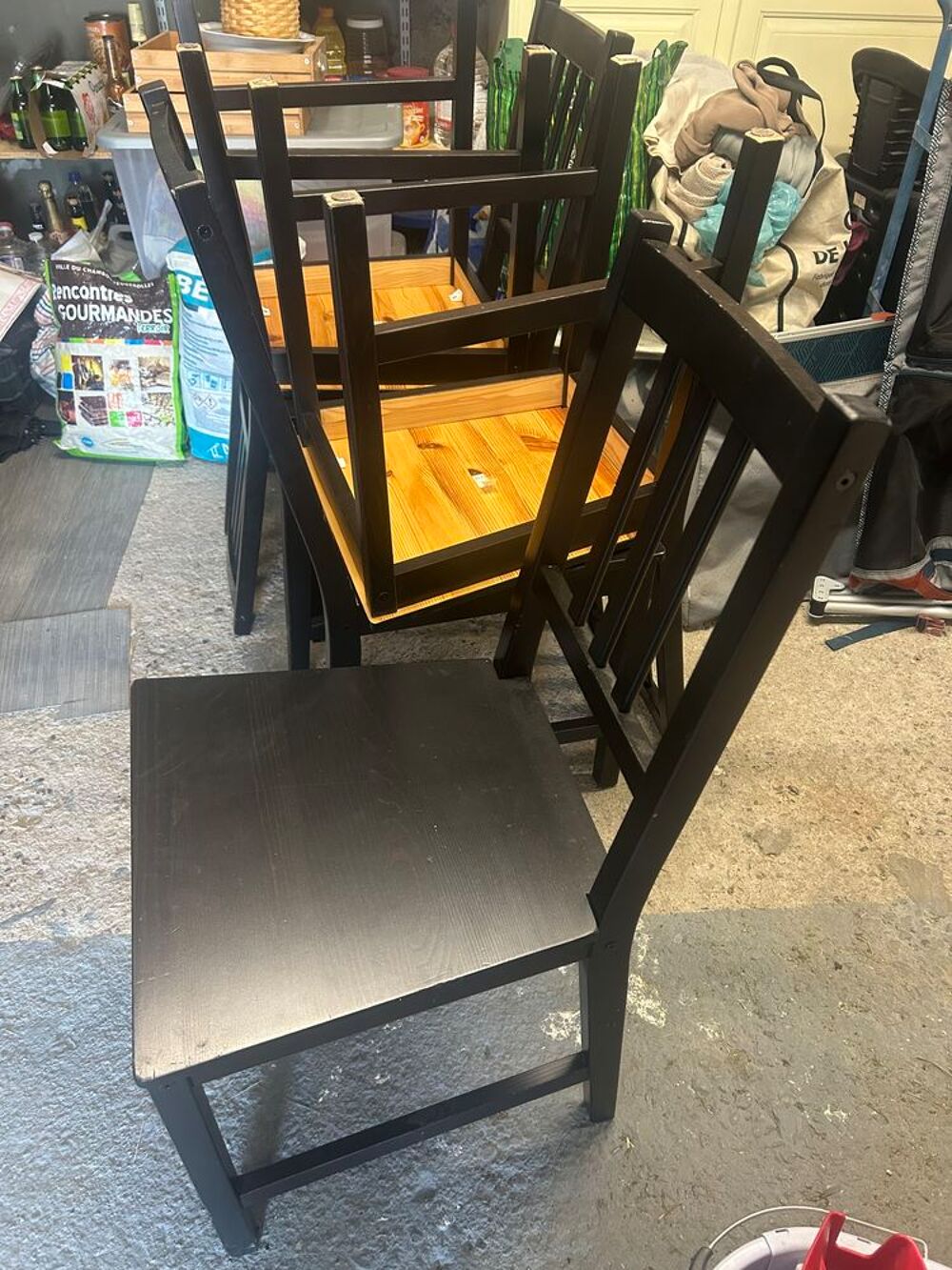 Lot 6 chaises bois &agrave; repeindre Meubles