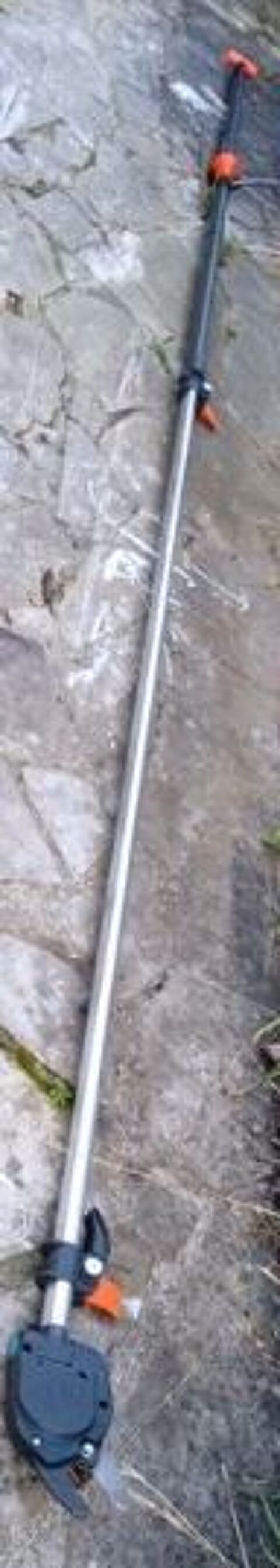 �lagueur t�lescopique GARDENA STARCUT
17.9 Verneuil-en-Halatte (60)