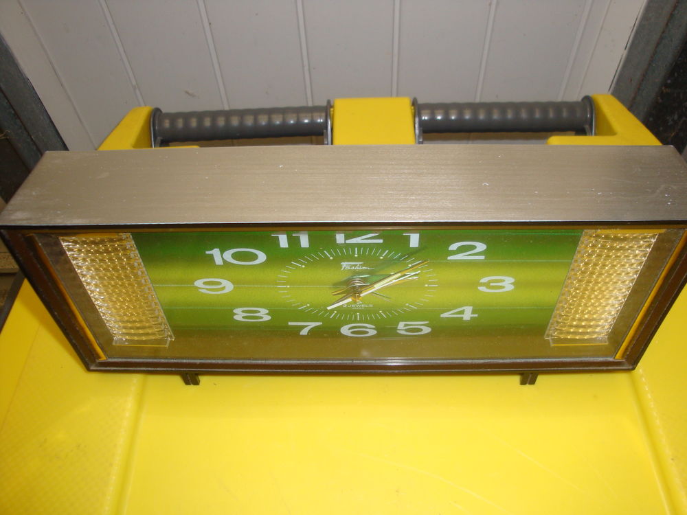 Pendule Vintage 1970 